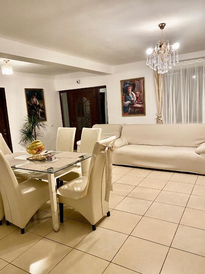 Magnolia Hotel Вама Веке Екстериор снимка